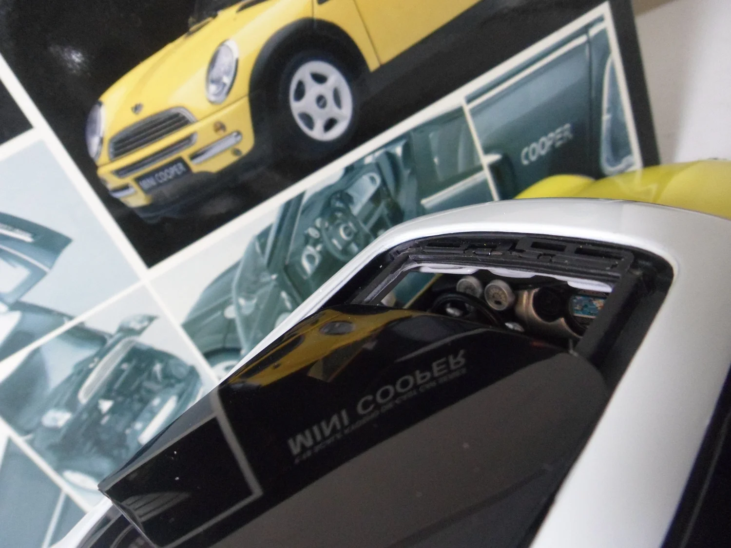 BMW mini cooper by Kyosho ,boxed 1:18 scale — CS-DIECAST-TUNING
